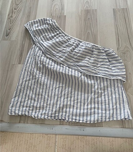 H&M orjinal tek omuzlu bluz