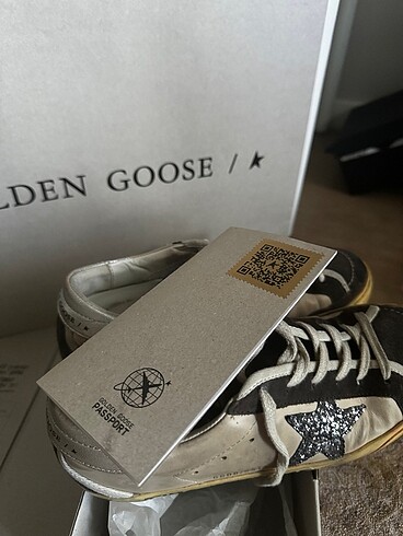 Golden Goose Deluxe GOLDEN GOOSE
