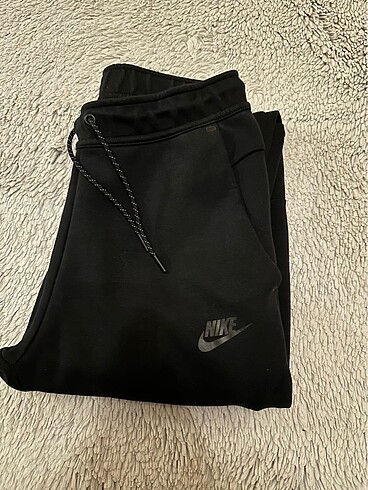 Nike tech fleece