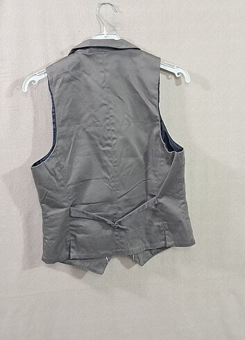 40 Beden çeşitli Renk H&M yelek