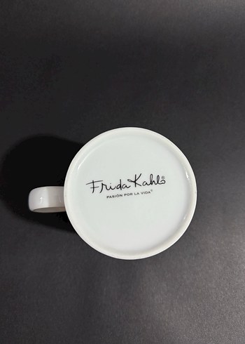 Frida Kahlo Yazılı Kupa - Görsel 3