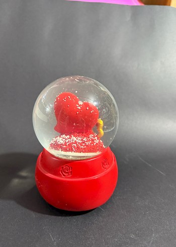 Kırmızı Kalp ve Anahtar Kar Küresi - Görsel 4