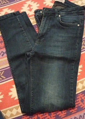 Kadın Koyu Mavi Bağcıklı Rahat Kesim Jean