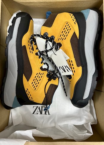 Zara Sari Erkek Outdoor Sneakers