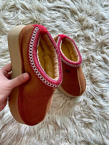 Ugg UGG TAZZ BAYAN TERLİK (36-41)