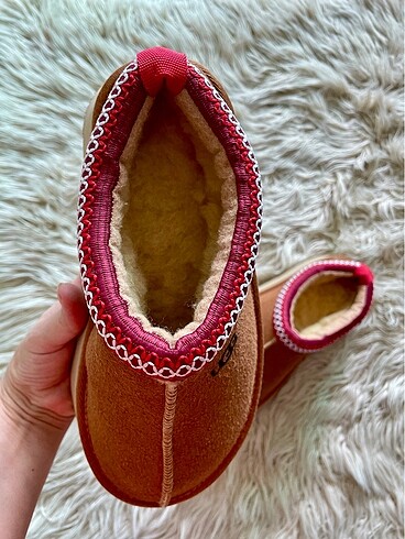 38 Beden UGG TAZZ BAYAN TERLİK (36-41)