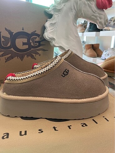 40 Beden UGG TAZZ VİZON