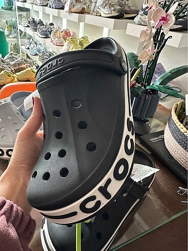 41 Beden kırmızı Renk CROCS TERLİK