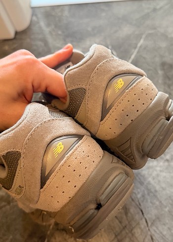 New Balance 2002 Lifestyle Unisex Kahverengi Spor Ayakkabı - Görsel 5