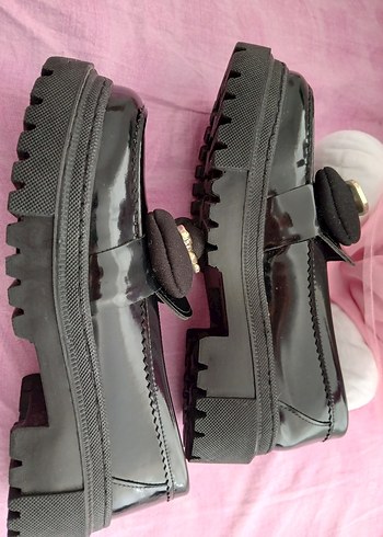Siyah Parlak Tokalı Kadın Loafer - Görsel 2