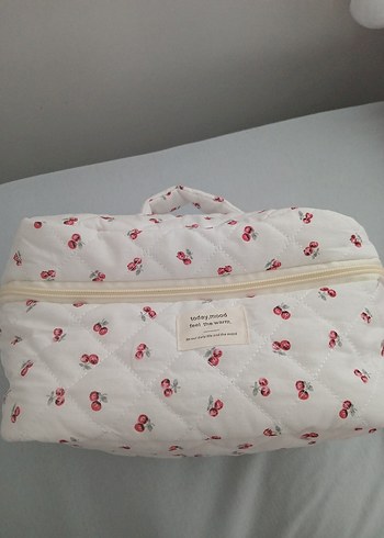 Pamuklu Beyaz Kiraz Desenli Makyaj Çantası - Görsel 2