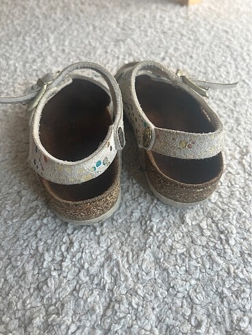 26 Beden Birkenstock Kız Çocuk Sandalet