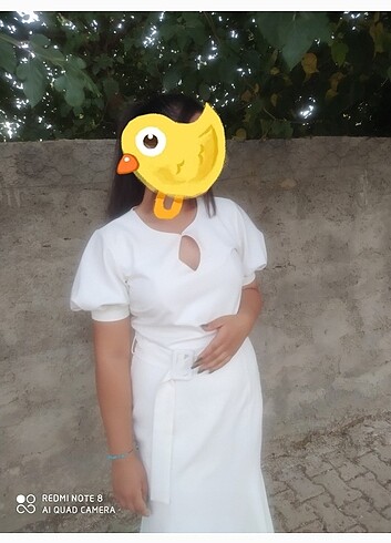 Beyaz elbise 
