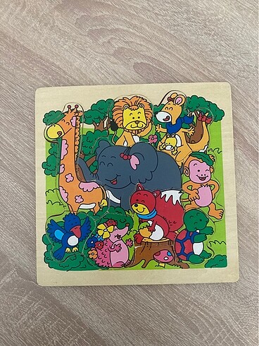 Ahşap puzzle