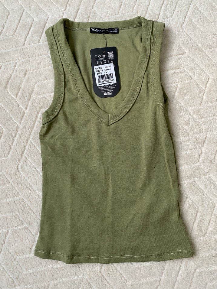 Haki V Yaka Pamuklu Kadın tişört - Görsel 2