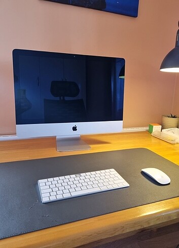 iMac 2017 intel core i5 8GB RAM 1TB HDD
