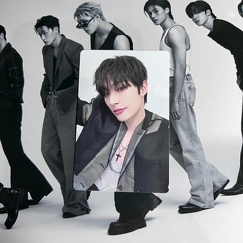 ateez golden hour hello82 hug pob