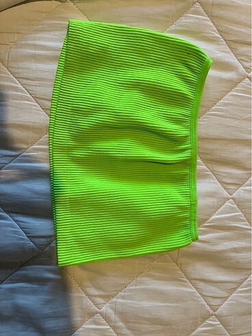 Neon yeşil crop