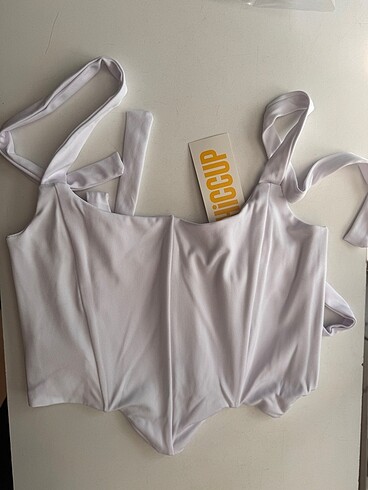 Diğer Korse Crop Trend Model Etiketli