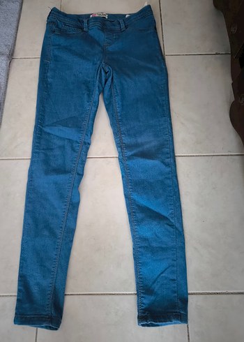 Kadın Mavi Dar Kesim Midi Boy Denim Pantolon