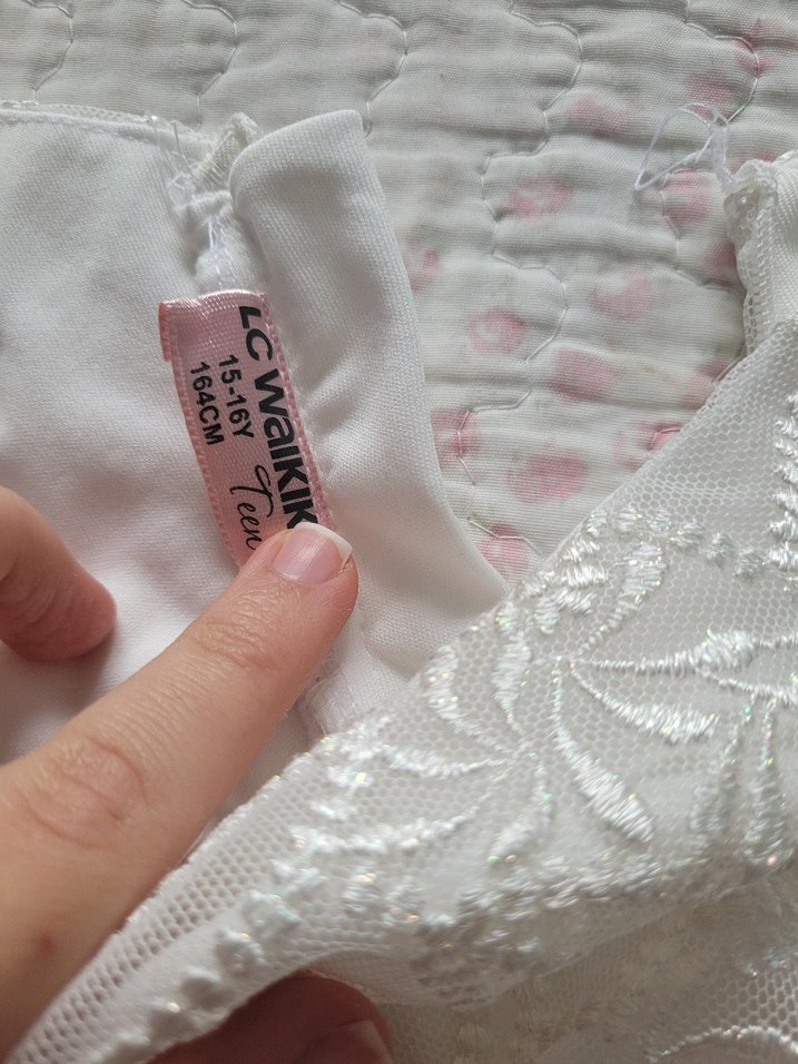 Kız Çocuk Beyaz Dantel Nakışlı Elbise - Görsel 3