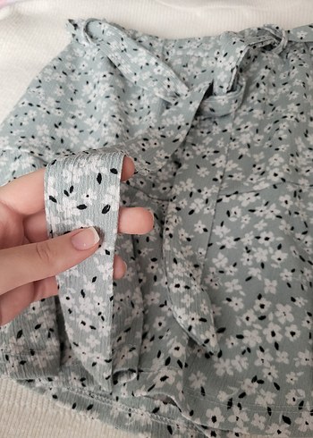 çiçekli yeşil şortlu Etek/50 tl indirim - Görsel 3