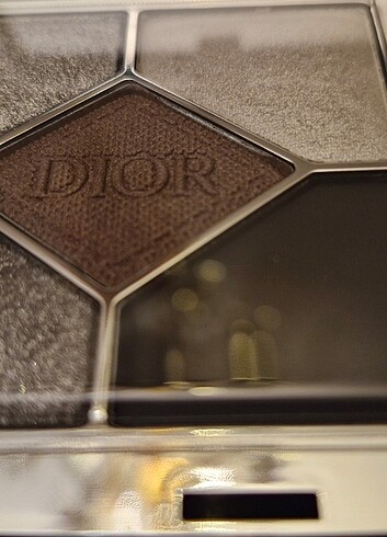  Beden Dior Far