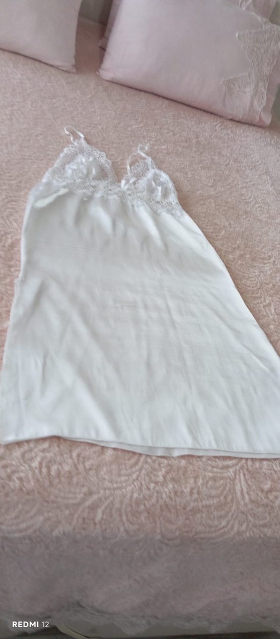 Dantel Detaylı Beyaz Midi Kadın Gecelik - Görsel 5