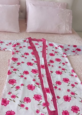 Pembe Saten Midi Kadın Gecelik sabahlık takımı - Görsel 2