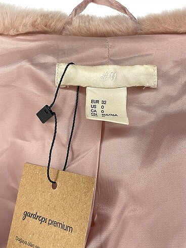 32 Beden pembe Renk H&M Sahte Kürk %70 İndirimli.