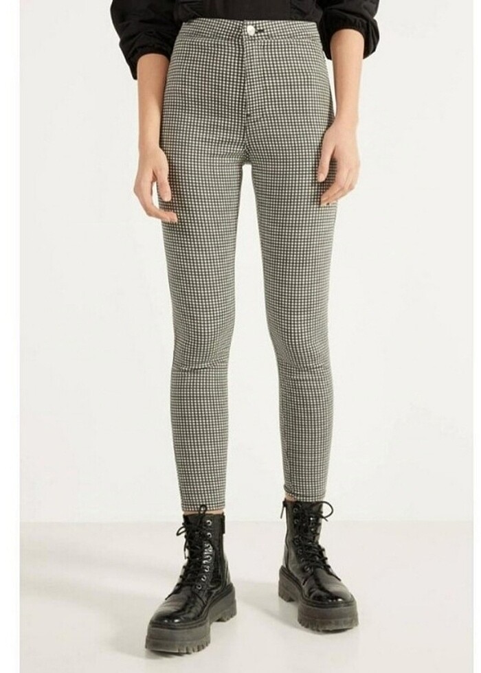 BERSHKA KARELİ PANTOLON - Görsel 2