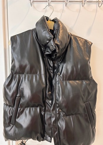 Düğmeli Siyah Deri Kadın Yelek - Görsel 2