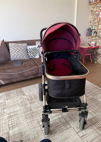 Bordo Bebek Arabası, Dayanıklı ve Konforlu - Görsel 2