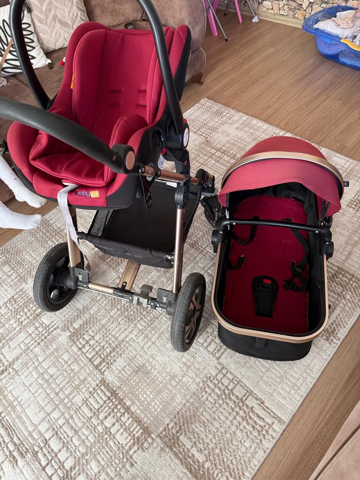 Bordo Bebek Arabası, Dayanıklı ve Konforlu - Görsel 3