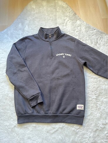 looney tunes sweatshirt