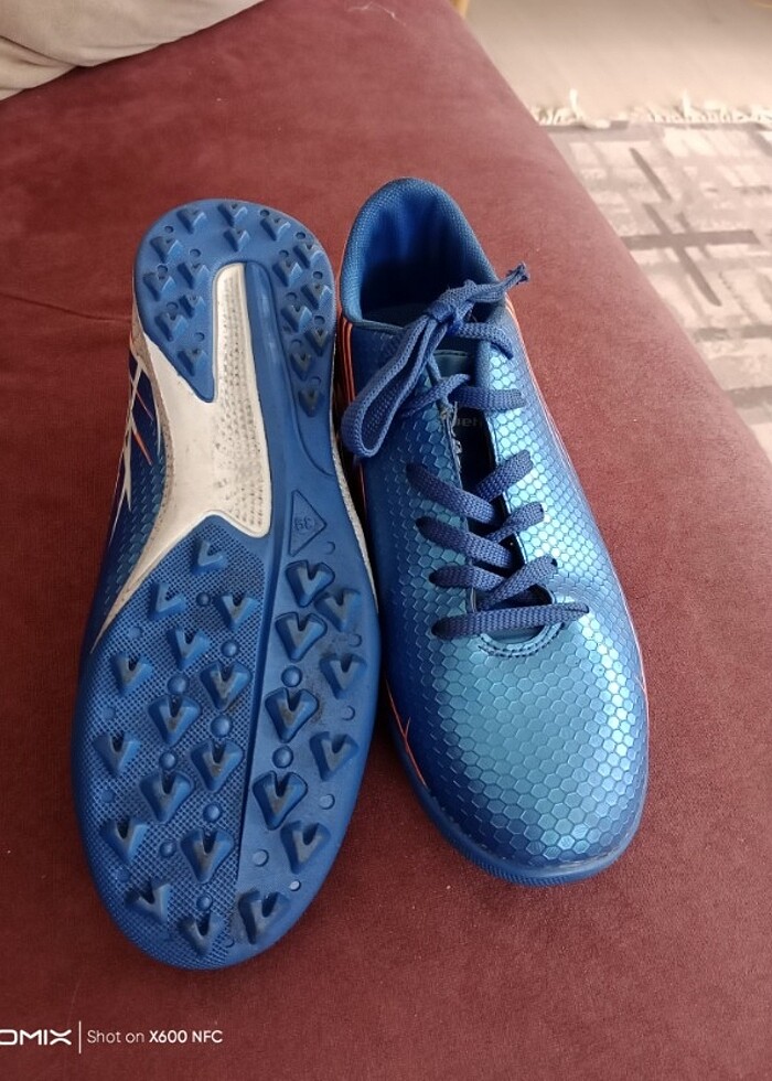 Kinetix halı saha krampon  - Görsel 3