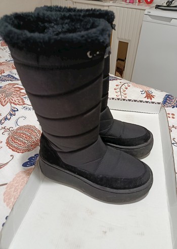 Siyah Kürklü Kadın Dolgu Topuk Bot - Görsel 2