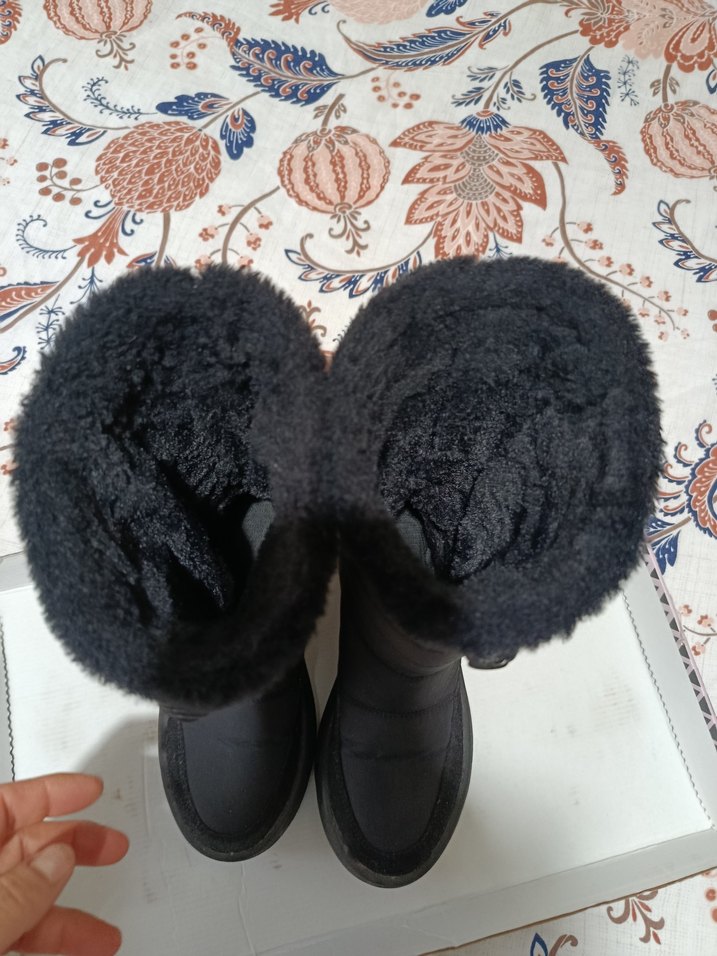 Siyah Kürklü Kadın Dolgu Topuk Bot - Görsel 5