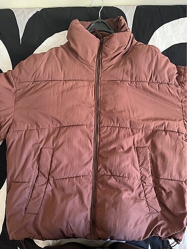 Bershka Mont