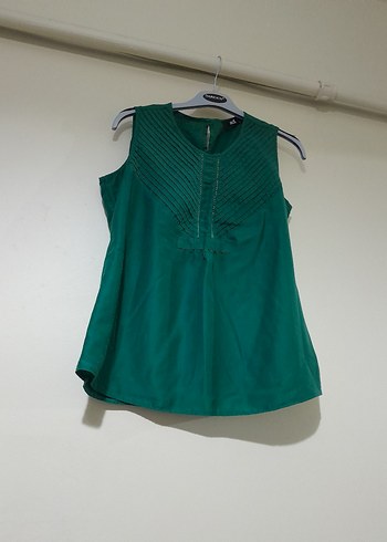 Yeşil Piliseli Kolsuz kadin bluz - Görsel 2