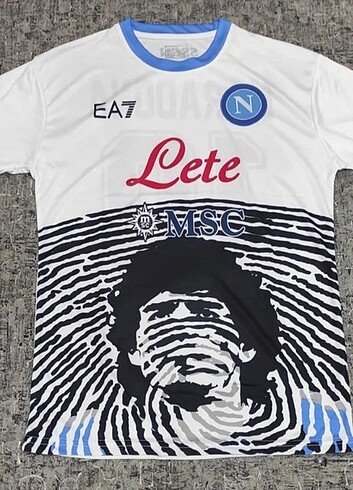 Napoli maradona forma 
