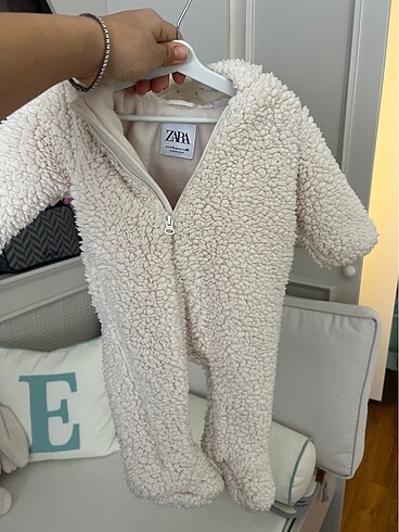 Zara Zara peluş tulum