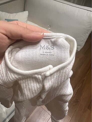Marks & Spencer Mark and Spencer tulum