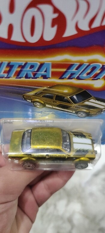  Beden Renk Hot Wheels Ultra Hots
