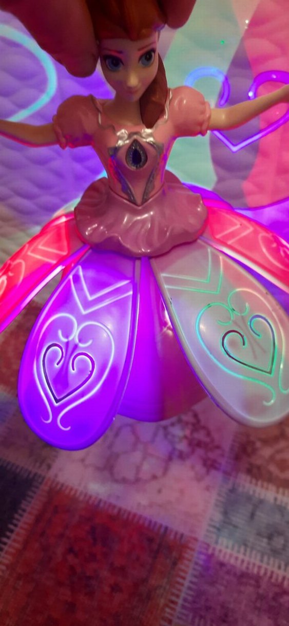 Renkli Işıklı Müzikli Oyuncak Bebek - Görsel 4