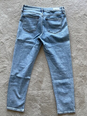 28 Beden Mavi jeans