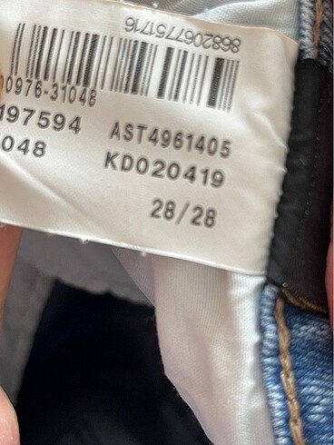 28 Beden mavi Renk Mavi jeans
