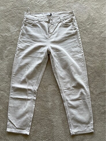 Tiffany mom jeans