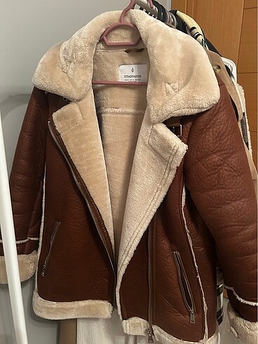 Stradivarius Stradivarius kürklü kaban
