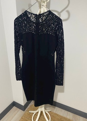 Dantel Detaylı Uzun Kollu Siyah Elbise - Görsel 4